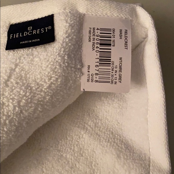 Fieldcrest washcloth - Picture 2 of 2